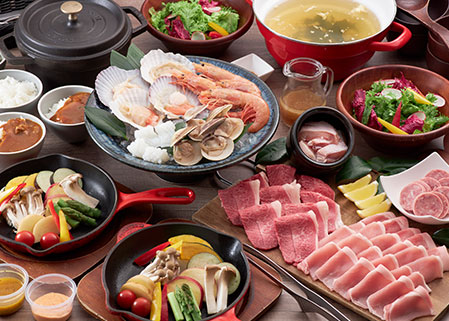 海が一望できるお席でBBQ。心地より潮風を感じながらリラックスした休日を。
