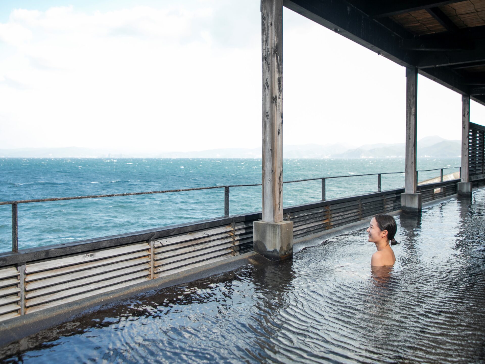 【長崎県民限定・和食】海を臨む2つの天然温泉・スパテーマパークやアクティビティを満喫！1泊2食付き和食プラン