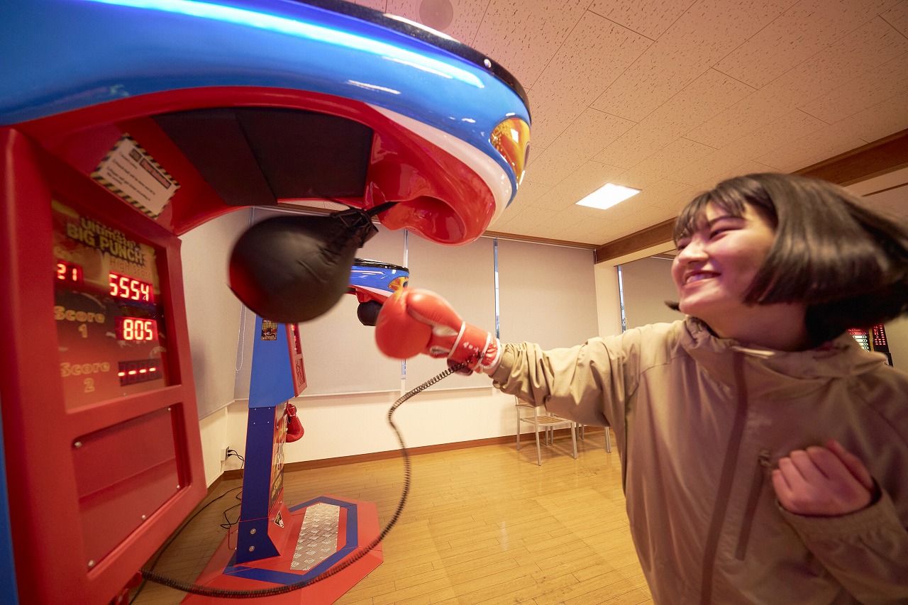 ＼今だけお得な日帰りパック／18種の屋内アクティビティと長崎和牛や雲仙ポーク、長崎ハーブ鶏を堪能するBBQ！