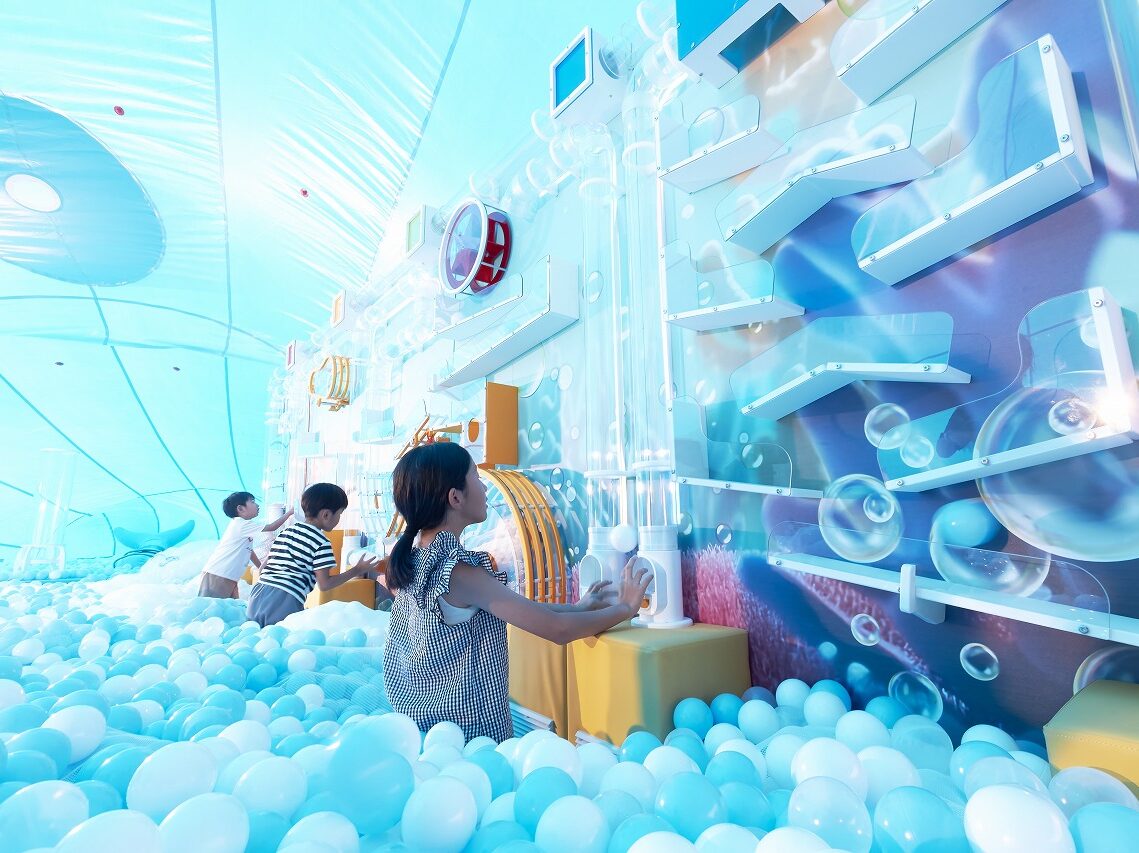 \9月7日OPEN!/日本最大級20万個のボールプールテーマパーク「KUJIRA DOME」